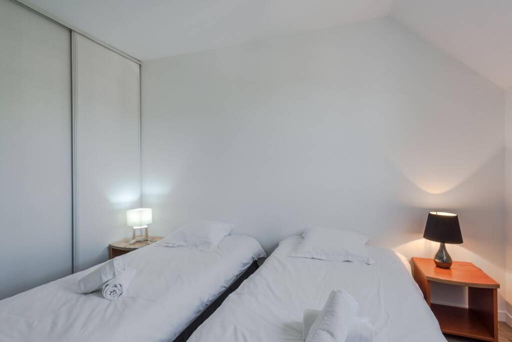 Guest House III Magny-le-Hongre Exterior photo